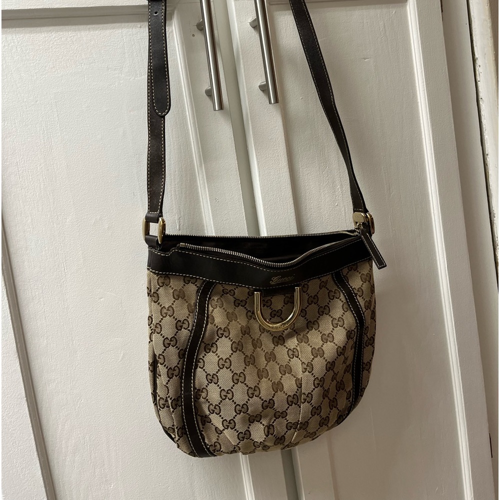 Gucci handbag- crossbody